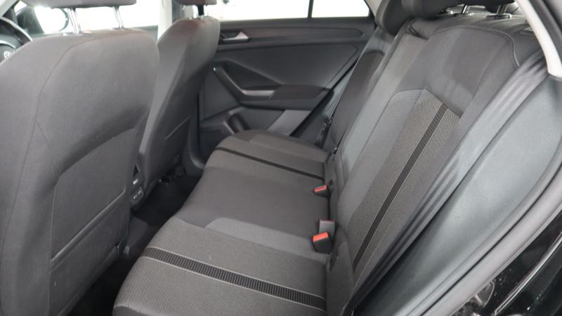 Volkswagen T-Roc Photo dealer360-133f2289520a68f46bbf83cd6c132cfbb6d26646.jpg