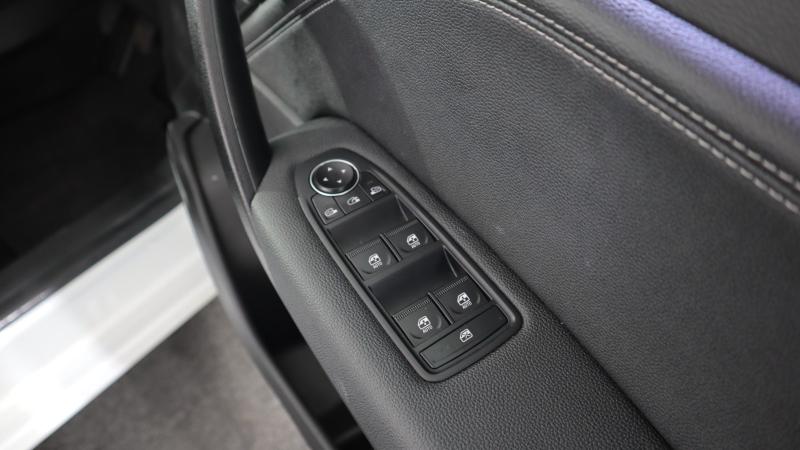 Renault Captur Photo dealer360-144061bfb2d2ba10a31d4cbba760ec659ac5d84a.jpg