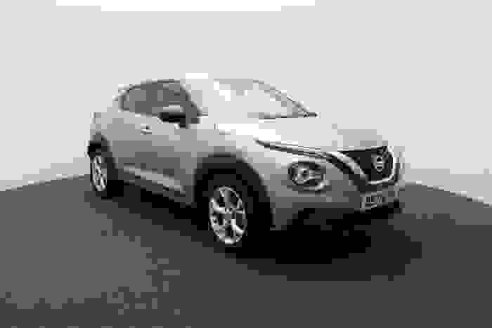 Used 2022 Nissan Juke 1.0 DIG-T N-Connecta SUV 5dr Petrol Manual Euro 6 (s/s) (114 ps) Blade Silver at Hawkins Motor Group