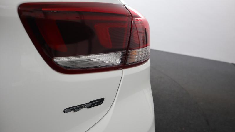 Kia Rio Photo dealer360-270dabb0689db627f9e3219b2ba8cb2e1c8bb551.jpg