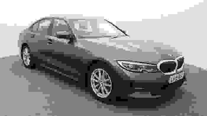Used 2019 BMW 3 Series 2.0 318d SE Saloon 4dr Diesel Manual Euro 6 (s/s) (150 ps) Grey at Hawkins Motor Group