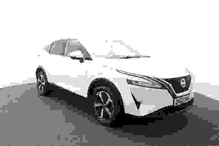 Used 2022 Nissan Qashqai 1.3 DIG-T MHEV N-Connecta SUV 5dr Petrol Hybrid Manual Euro 6 (s/s) (140 ps) Pearl White at Hawkins Motor Group