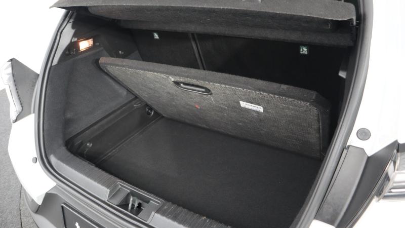 Renault Captur Photo dealer360-37bce4b451b4e3cb958683c215a344c37b9fff39.jpg