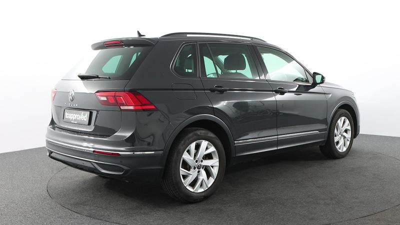 Volkswagen Tiguan Photo dealer360-39682b3cb20e03ef4d235021299b3c7d7636625e.jpg