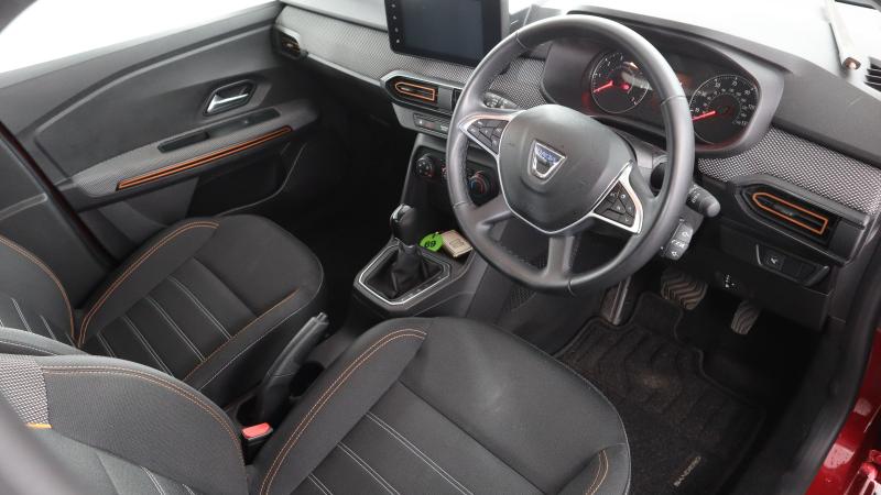 Dacia Sandero Stepway Photo dealer360-3a7624b6536346f6c122511a3dedbe352e71e8c2.jpg