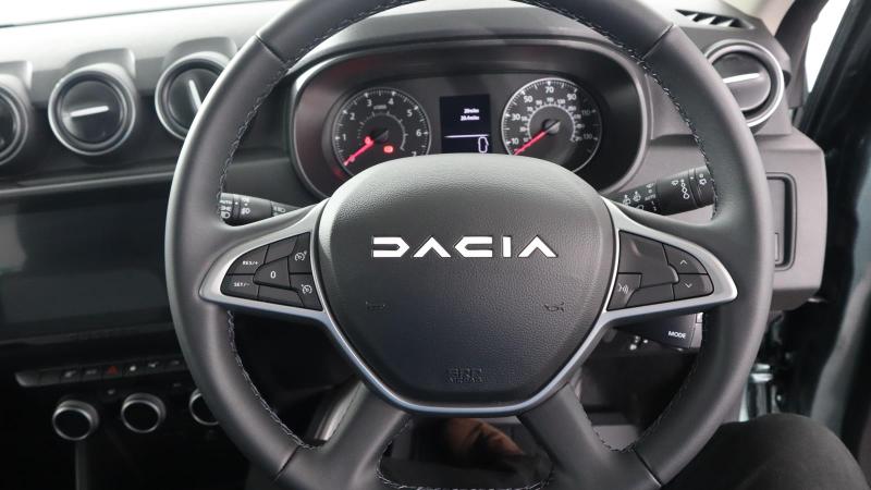 Dacia Duster Photo dealer360-408fd7455953fb008bc6fd7e98bb1fcbfe766451.jpg