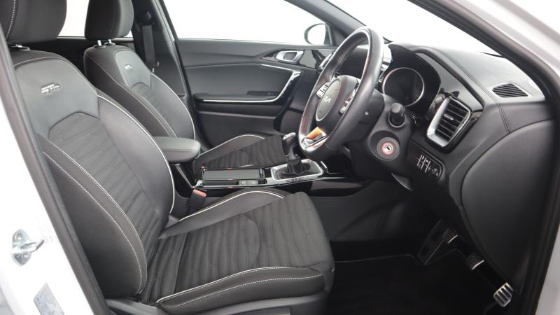 Kia XCeed Photo dealer360-4200862b627974adbb0f196a86e133ed1b95b9fe.jpg