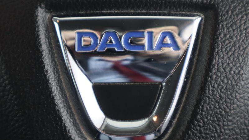 Dacia SANDERO STEPWAY Photo dealer360-477db4a2be692f95443986378b7f701b3e271ba2.jpg