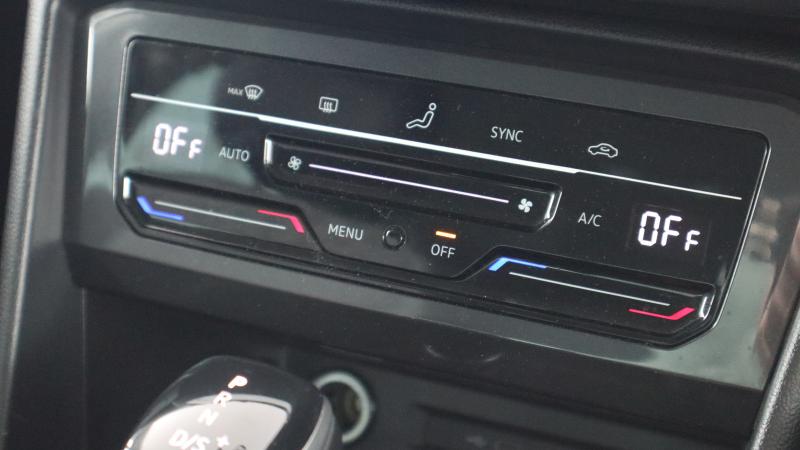 Volkswagen Tiguan Photo dealer360-4a84ac19f184563657caf679aa87cc928cc4ecbb.jpg