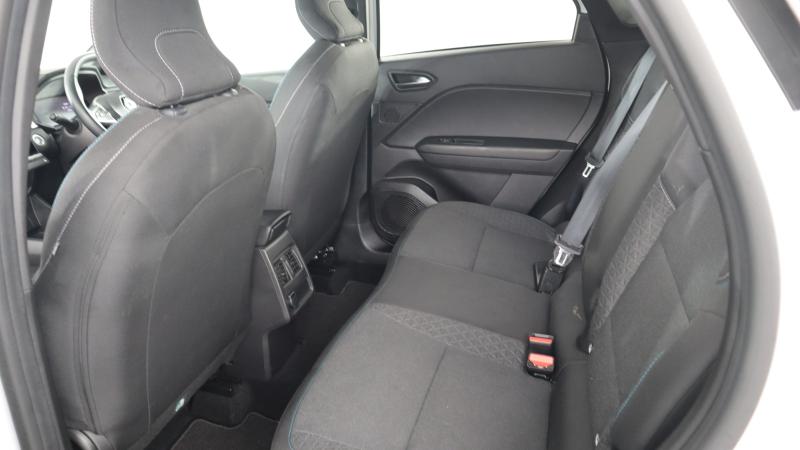 Renault Captur Photo dealer360-50afeee29d34268137846ff53be3faeb2bf46f61.jpg