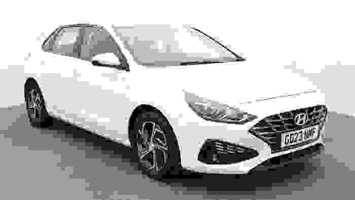 Used 2023 Hyundai i30 1.0 T-GDi MHEV SE Connect Hatchback 5dr Petrol Hybrid DCT Euro 6 (s/s) (120 ps) White at Hawkins Motor Group