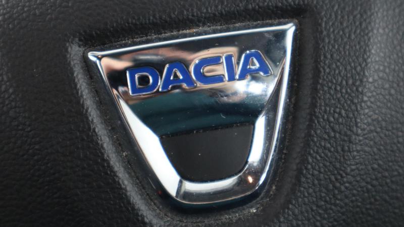 Dacia DUSTER Photo dealer360-57bb1d9f33ee7ef461f015d7d0f4cea0eb9111f2.jpg