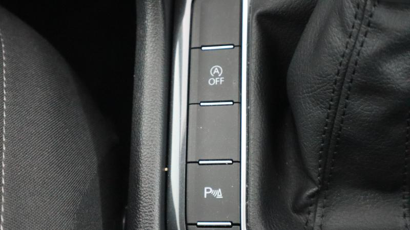 Volkswagen Tiguan Photo dealer360-63a6f3581f9dfefd50172251fc06a14dcc184dc3.jpg
