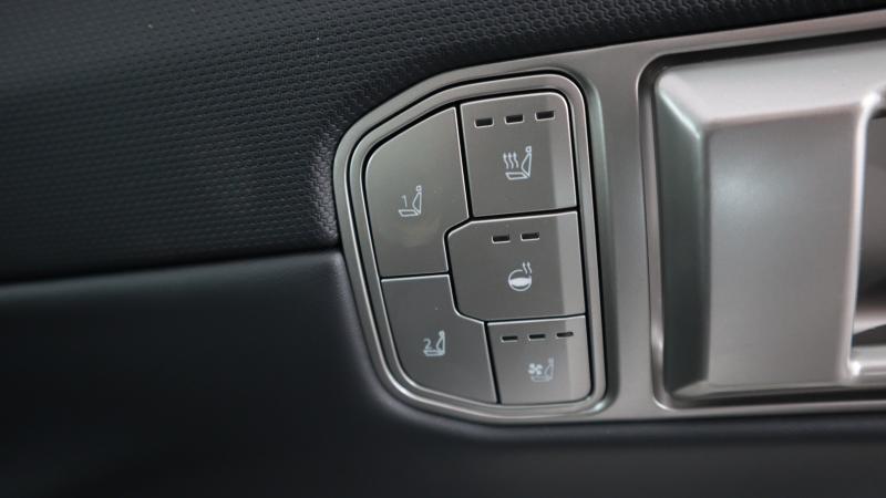 Kia EV4 Photo dealer360-681740ffc50b157727af41dec7eaba93b92f3d16.jpg