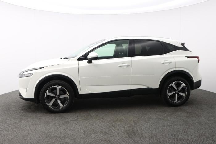 Used 2021 Nissan Qashqai 1.3 DIG-T MHEV N-Connecta SUV 5dr Petrol Hybrid Manual Euro 6 (s/s) (140 ps) at Hawkins Motor Group