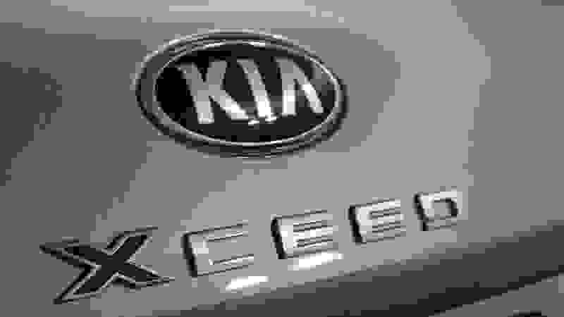 Kia XCEED Photo dealer360-8c70bf7643b59a2dd5632fdb433061ccfb7d4db8.jpg