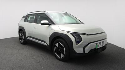 Used 2025 Kia EV3 81.4 kWh AIR Lithium Silver at Kia Motors UK