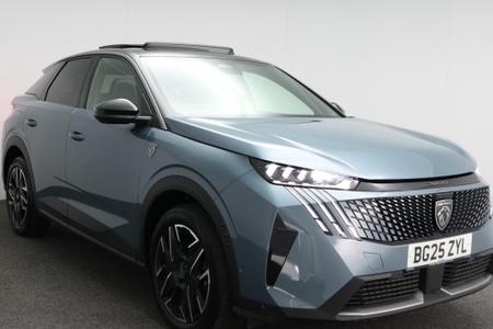 2025 PEUGEOT 3008 1.2 GT HYBRID 136 E DSC6 2025 8,895 MILES PETROL HYBRID AUTOMATIC... photo