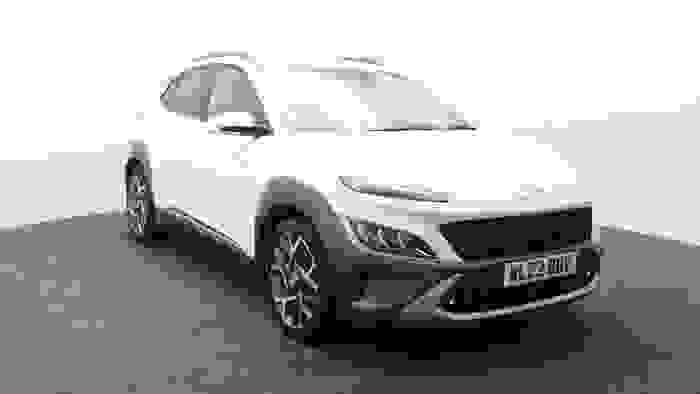 Used 2022 Hyundai KONA 1.6 h-GDi Ultimate SUV 5dr Petrol Hybrid DCT Euro 6 (s/s) (141 ps) White at Hawkins Motor Group
