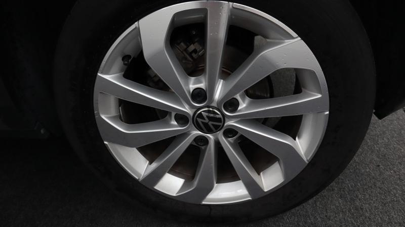 Volkswagen T-Roc Photo dealer360-a112ecde766842233d44cc04d8f369fde7c10f18.jpg