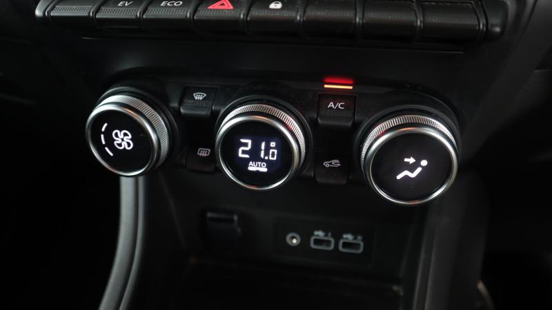 Renault Captur Photo dealer360-b1cbb1fc20ea893db1d4add4a5320ff98ba74ecc.jpg