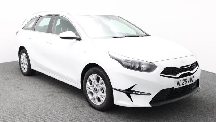 Used 2025 Kia Ceed Sportswagon 1.5 T-GDi MT 2 Fusion White at Hawkins Motor Group