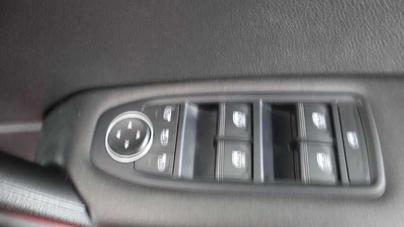 Renault Captur Photo dealer360-c57e6d1d3f560e5cbdb35f1e7ee80356712f3404.jpg