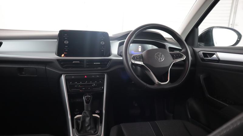 Volkswagen T-Roc Photo dealer360-d2d3fa20a23d31cdc035320058457d72c7605d49.jpg