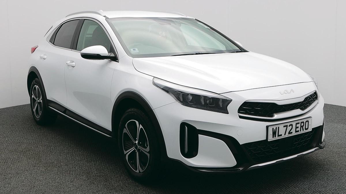Updated 2023 Kia Xceed will go hybrid-only