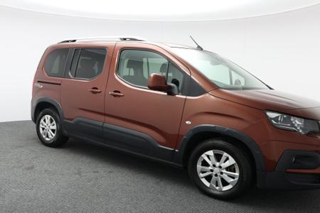 2019 PEUGEOT RIFTER 1.5 BLUEHDI ALLURE STANDARD WAV 2019 32,500 MILES DIESEL MANUAL PRICE 11,999... photo