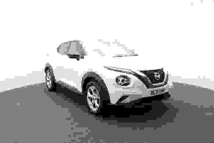 Used 2022 Nissan Juke 1.0 DIG-T N-Connecta SUV 5dr Petrol Manual Euro 6 (s/s) (114 ps) White at Hawkins Motor Group