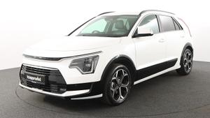 Used 2024 Kia Niro 1.6 GDi Hybrid 3 5dr DCT White