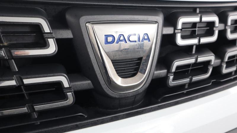 Dacia DUSTER Photo dealer360-ef1c5d19c6e4da886a3759213364d6f2ec6efd0b.jpg