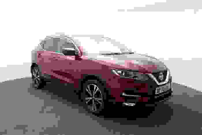 Used 2021 Nissan Qashqai 1.3 DIG-T N-Connecta SUV 5dr Petrol DCT Auto Euro 6 (s/s) (160 ps) Magnetic Red at Hawkins Motor Group