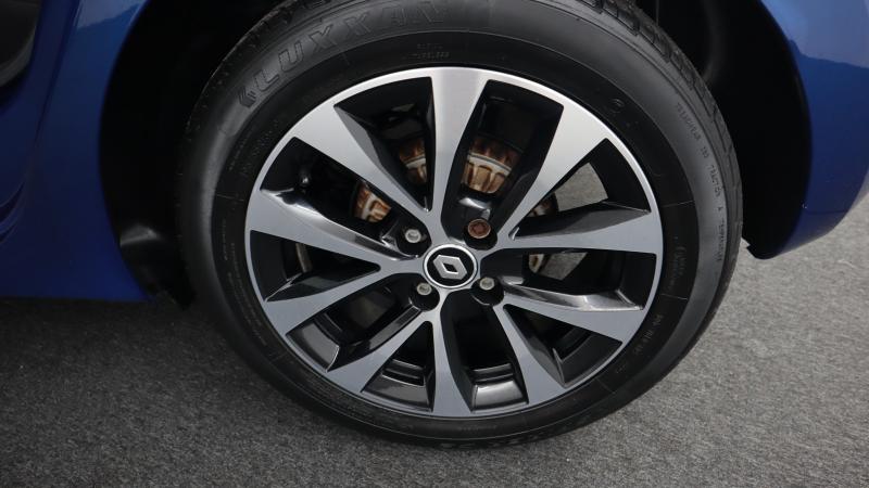 Renault Clio Photo dealer360-fb3ac9d48f4b82a849856d3d1b674dcc7ebdd49c.jpg
