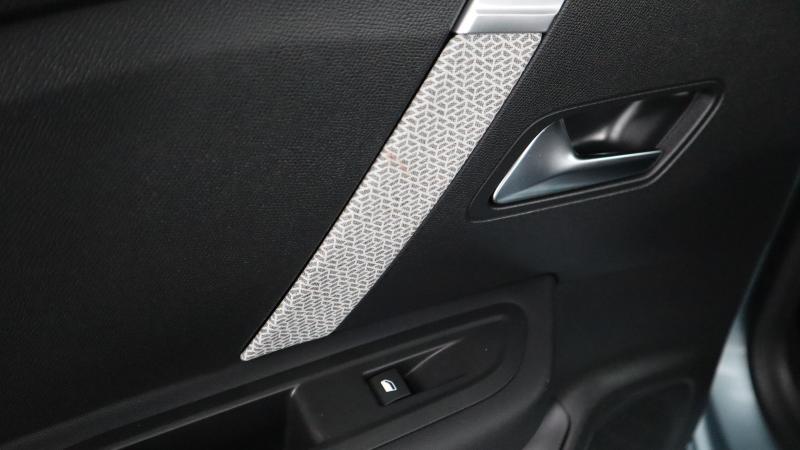 Citroen C4 Photo dealer360-fc6f16d8385592a75f3f749cb1fc841a10836294.jpg