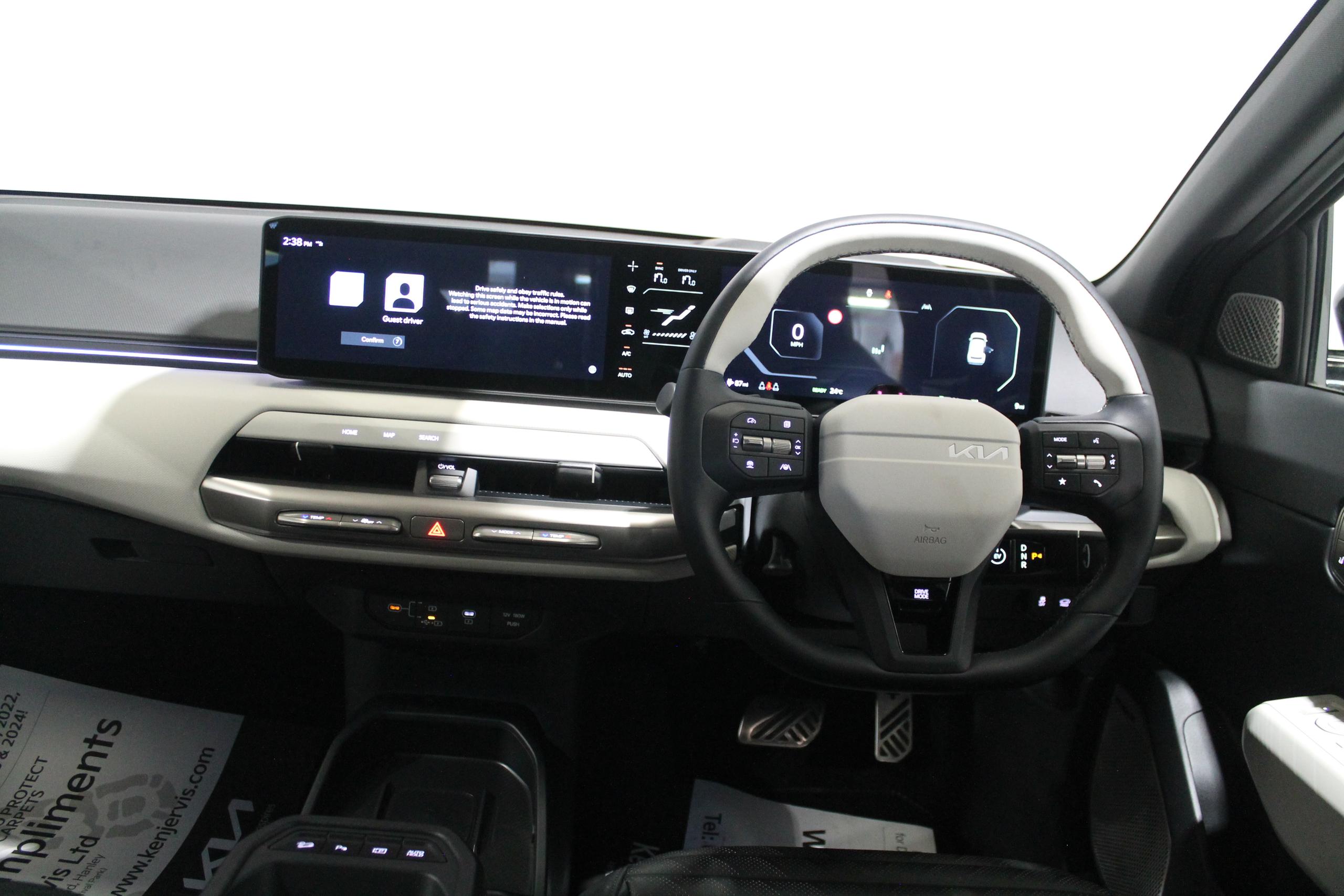 Kia EV4 Photo 8