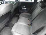 Mercedes-Benz GLA Photo 16