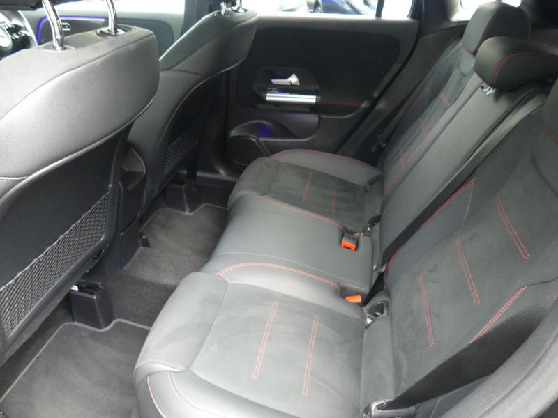 Mercedes-Benz GLA Photo dec59834-ae14-4bf7-9c0e-624326f59066.jpg