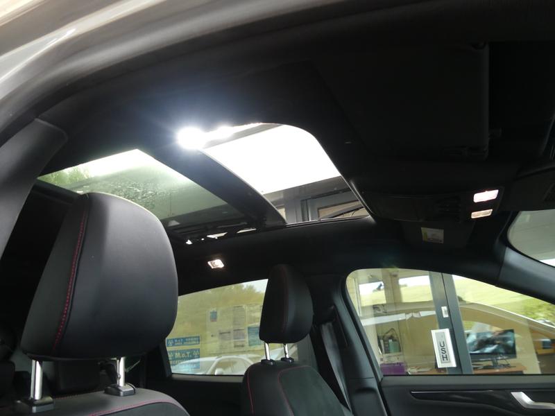 Ford Kuga Photo dedfd36d-44c1-4353-8469-7afd12f440c5.jpg