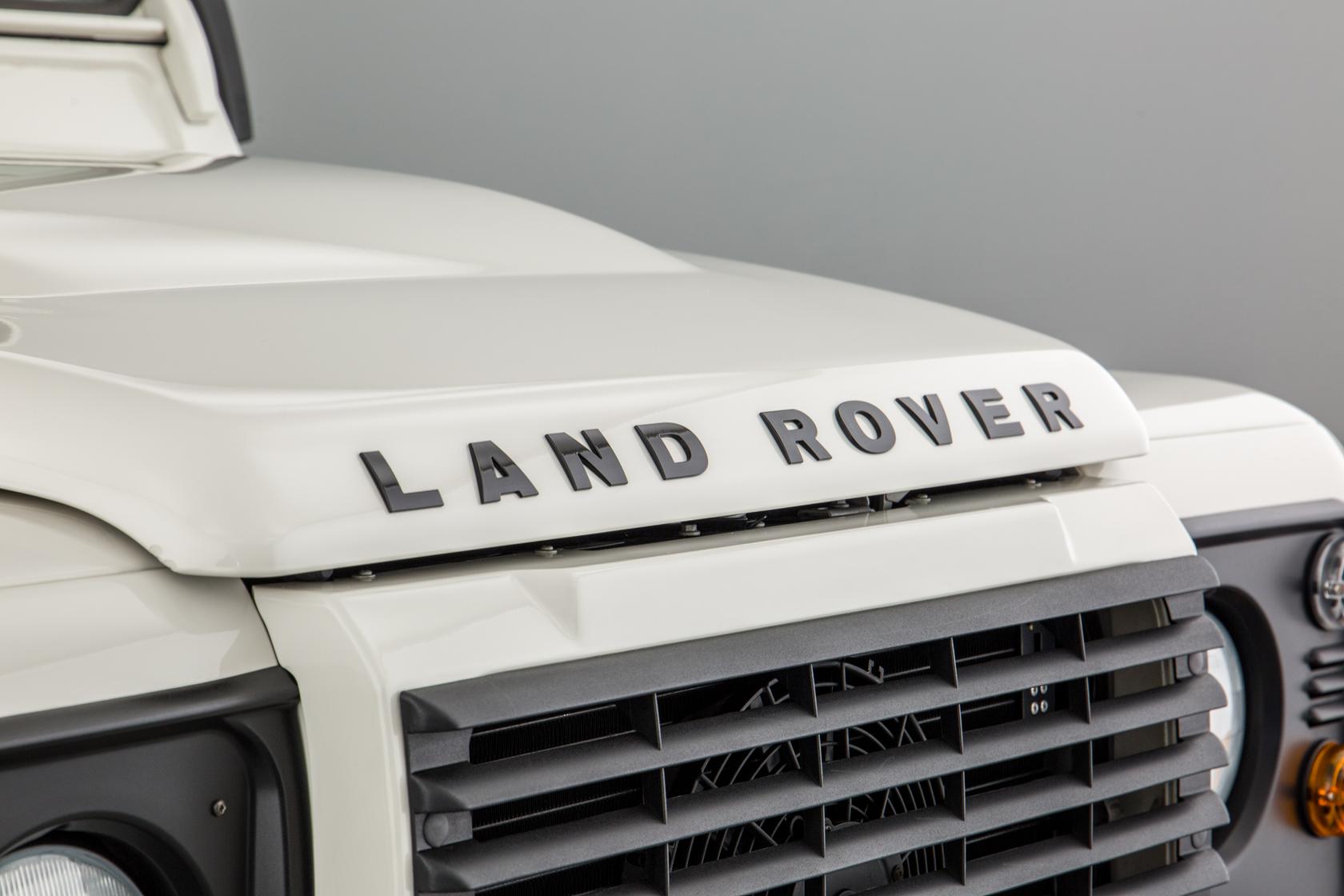 Used Land Rover Defender 110 YL58GME 11