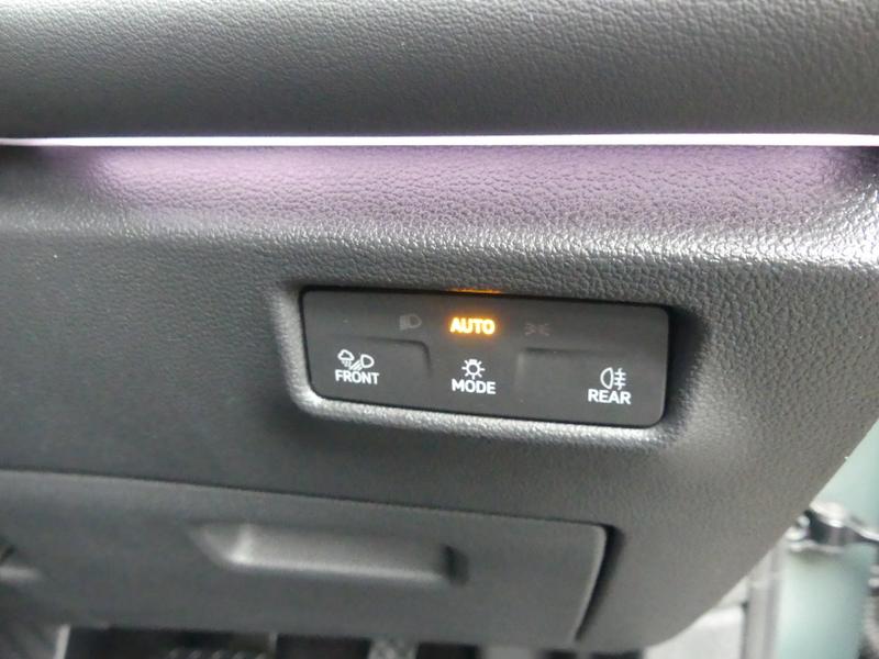 Volkswagen Tiguan Photo dee88fbc-7979-439e-a389-a233508ebe32.jpg