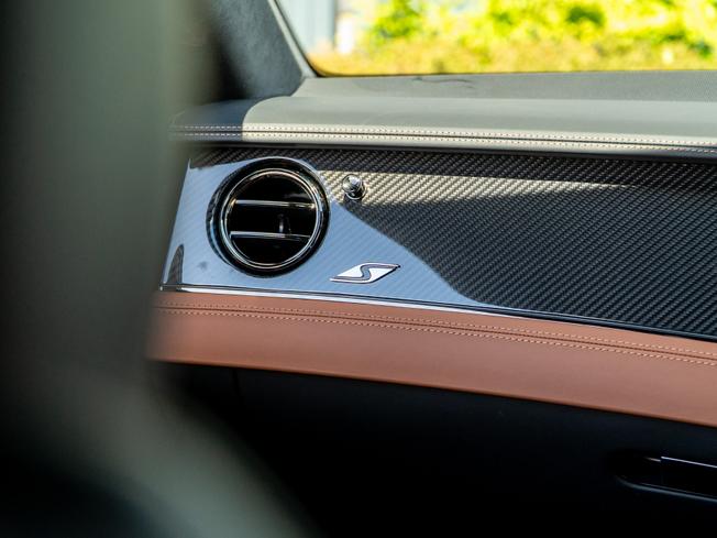 BENTLEY Continental GT Photo 34