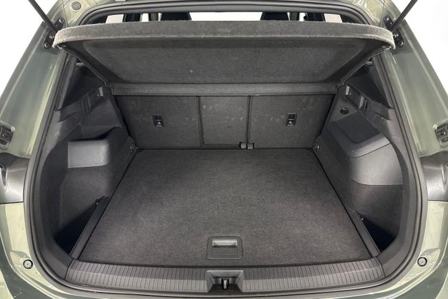 VOLKSWAGEN Tiguan Photo 12