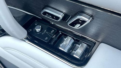 Land Rover Range Rover Photo devhouse-10219bd0f8d8a0d5e8abd0af26491c3ccb6ff48d.jpg