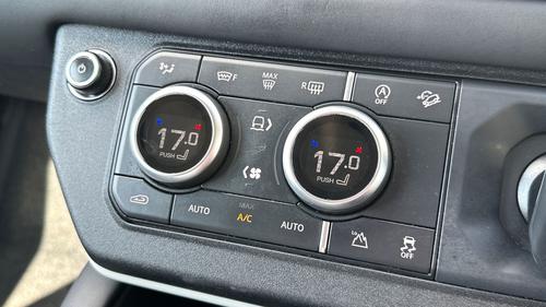 Land Rover Defender Photo devhouse-1bea7f5e16583d2c3cd76befeb88d1becd1b4602.jpg
