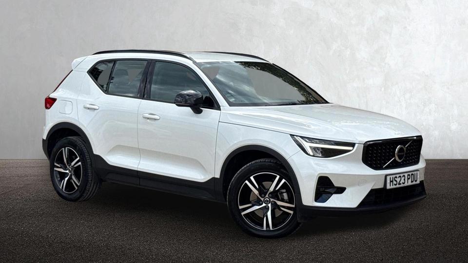 2023 Volvo XC40