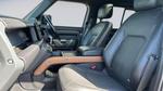 Land Rover Defender Photo 2