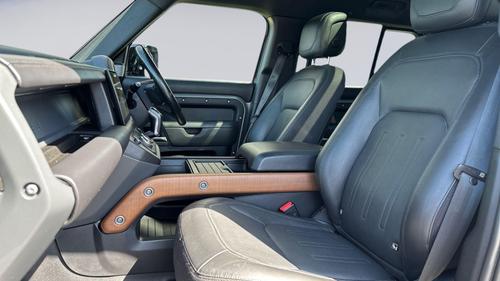 Land Rover Defender Photo devhouse-4a3d74bd60fb91dac33fe675e9cb36623a09ebf4.jpg