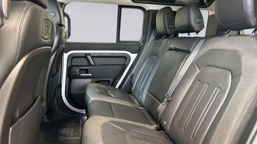 Land Rover Defender Photo devhouse-4cda6fc0e99d7afd938173768b276b4d31221b9a.jpg